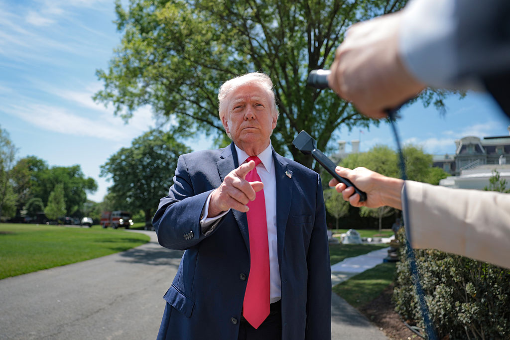 Trump Rejects Iran’s Offer, Issues New Warning to Iranian Regime