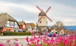 Schnitzel and Gold Rushes: America’s Themed Tourist Towns