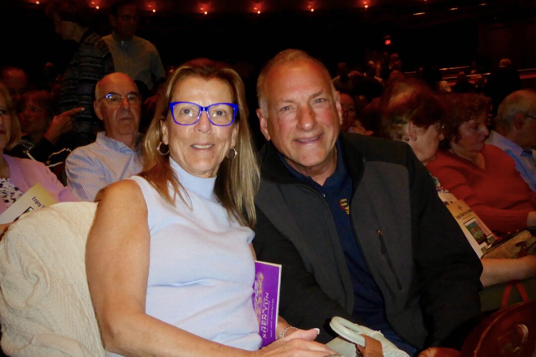 Greg Kolibas and Janet Kolibas attend the Shen Yun Performing Arts performance at New Jersey Performing Arts Center on April 29, 2026. (Frank Liang/The Epoch Times)