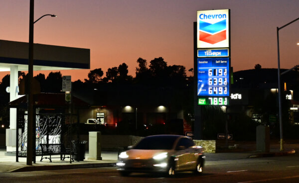 Trump Says Gas Prices Will Fall ‘Like a Rock’; New White House Correspondents’ Dinner Video Released
