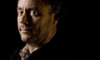 ‘Dragons’ Den’ Star Pledges $100K Donation If U of Lethbridge Apologizes for Arresting Former Professor