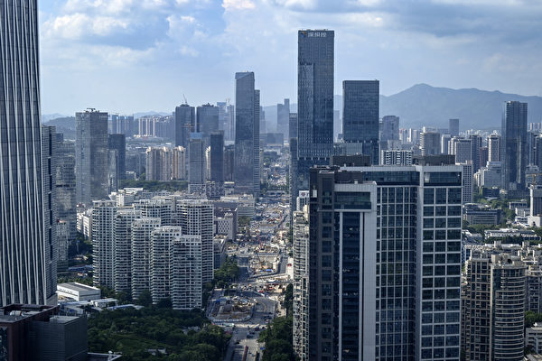China’s Office Market Slumps as Vacancies Surge, Demand Fades