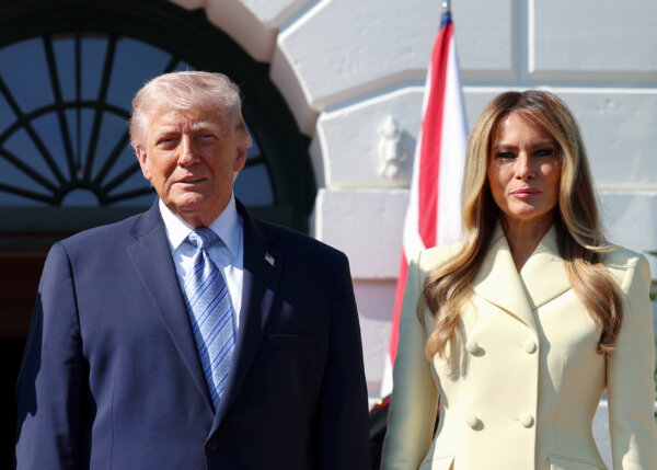 ▶ LIVE NOW: President Trump, First Lady Hold Celebration to Honor America’s Military Mothers