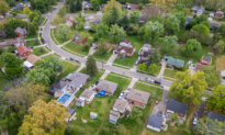 Small Investors Account for Nearly Two-Thirds of US Single-Family Home Purchases as Mega Investors Retreat