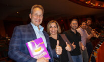 Lawyer Says Shen Yun’s Universal Principles Connect Mankind