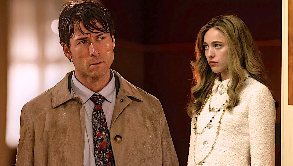 Becket Redfellow (Glen Powell) and Julia Steinway (Margaret Qualley), in "How to Make a Killing." (Blueprint Pictures)