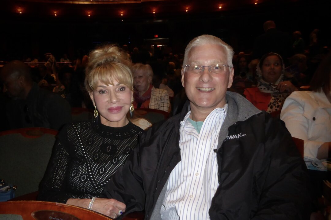 Sharon Deventer and Mark Nowak attend Shen Yun Performing Arts at the New Jersey Performing Arts Center in Newark, N.J., on May 3, 2026. (Frank Liang/The Epoch Times)