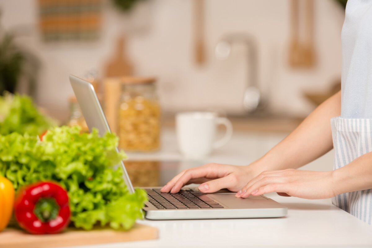 A practical family budget accounts for income differences real expenses and the unexpected. (YoloStock/Shutterstock)