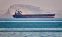 Chinese Oil Tanker Hit by Iran Near Hormuz as US Pauses Ship Protection Amid Broader Strategy