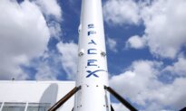 Musk Takes SpaceX Public in Massive IPO Filing