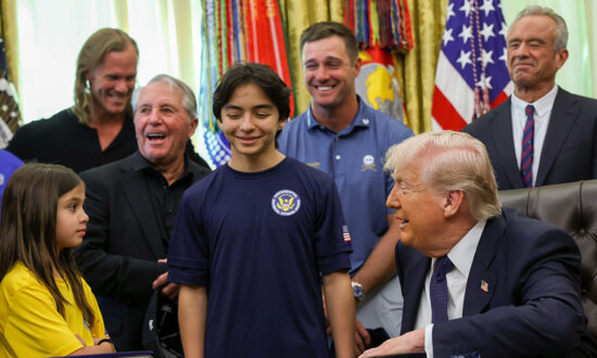 Trump Signs Proclamation Restoring Presidential Fitness Test Award