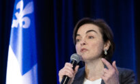 Quebec Premier to Renew Charter Override Clause for Language Law as Legislature Resumes