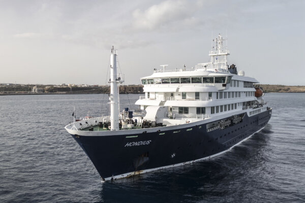 Spain Agrees to Receive Hantavirus-Hit Cruise Ship in Canary Islands