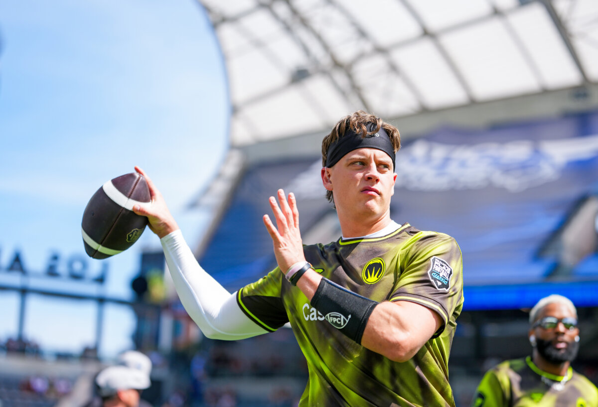 Joe Burrow #9 of the Wildcats FFC warms up before the Fanatics Flag Football Classic at BMO Stadium in Los Angeles, Calif., on March 21, 2026. (Michael Owens/Getty Images for OBB Media—Fanatics Studios)