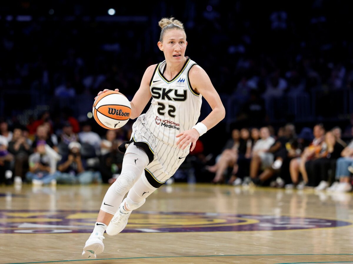 Courtney Vandersloot #22 of the Chicago Sky controls the ball against the Los Angeles Sparks in the first half at Crypto.com Arena Los Angeles on May 25, 2025. (Ronald Martinez/Getty Images)