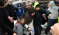3 Women Arrested as ‘ISIS Brides’ and Children Touch Down in Australia