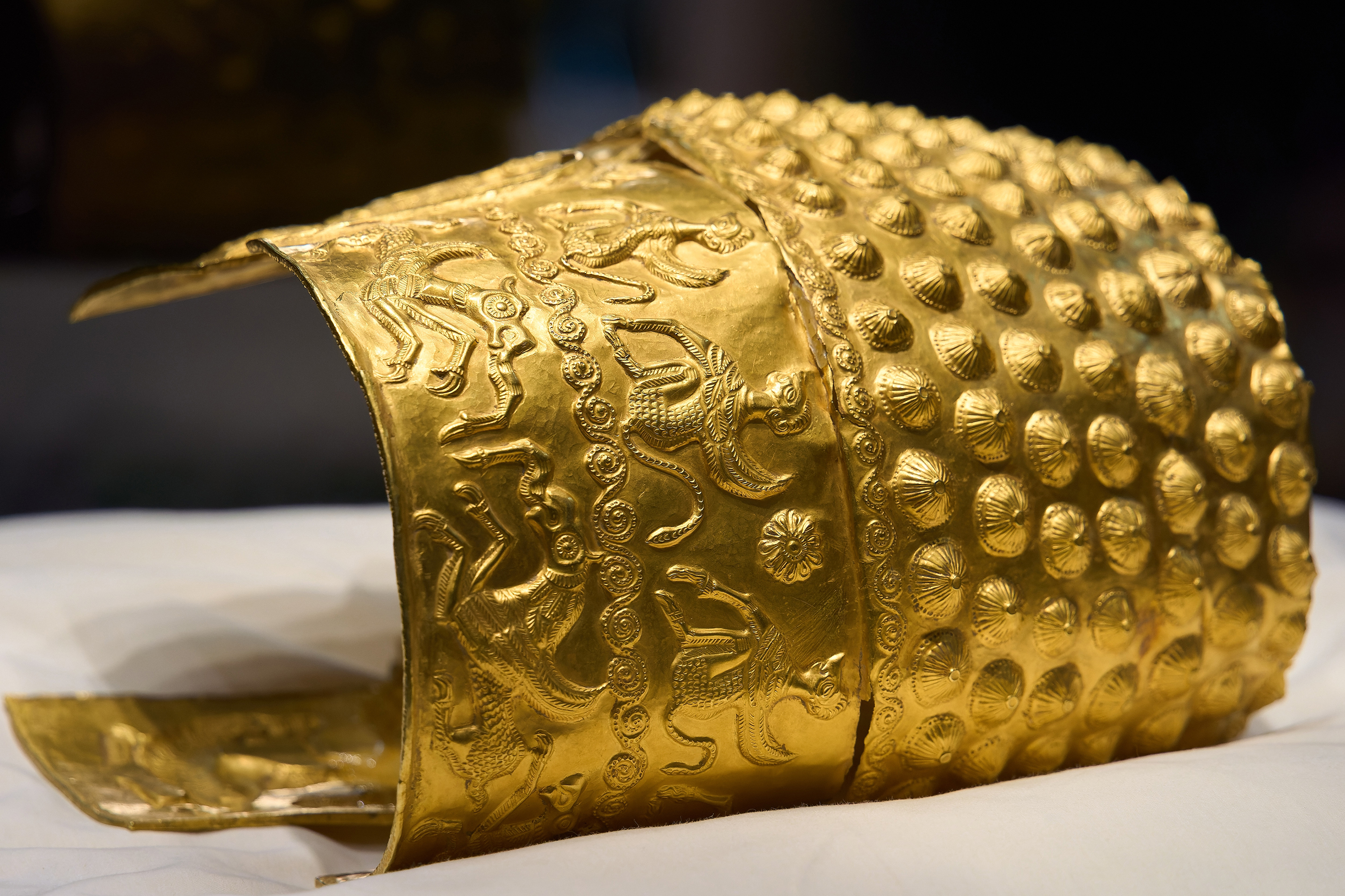 Helmet of Cotofenesti.