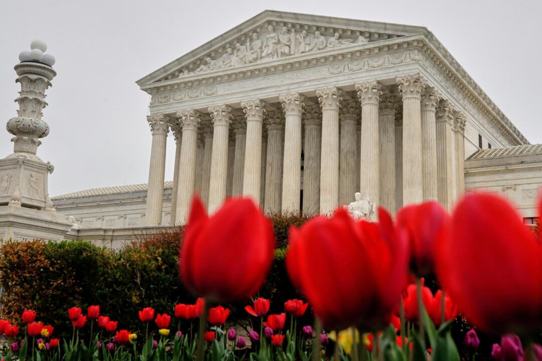 Alabama Asks Supreme Court to Clear the Way for New Congressional Map