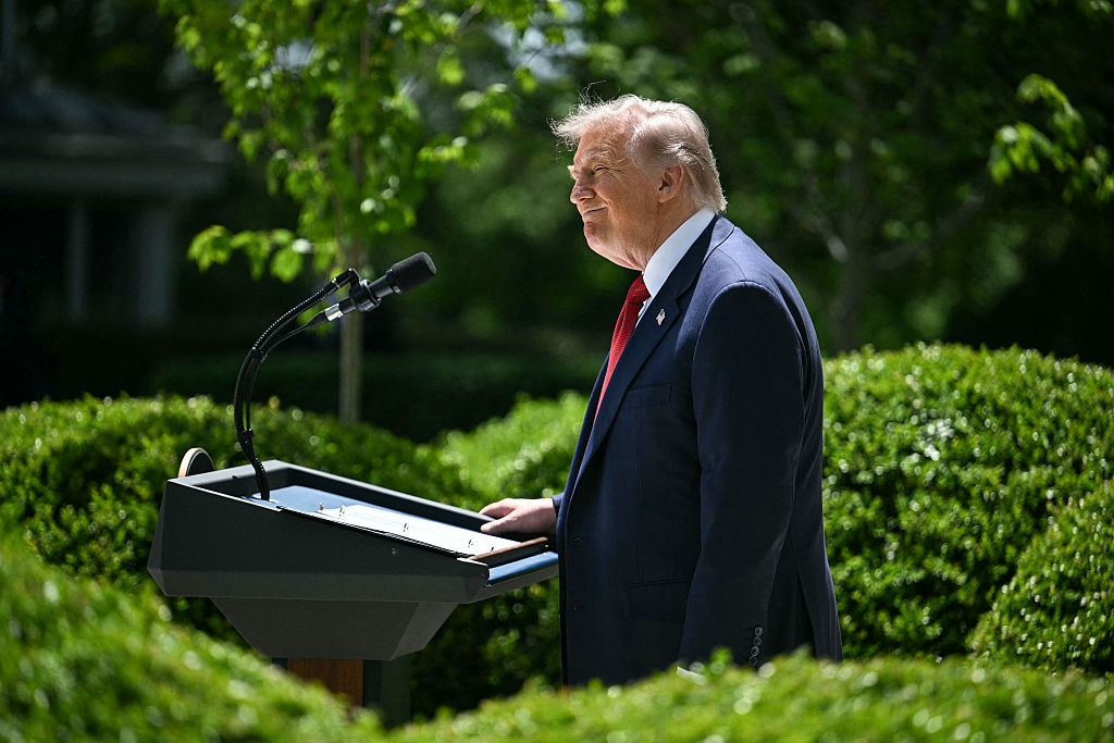 U.S. Awaits Iranian Response to Peace Proposal; Virginia Supreme Court Overturns New Electoral Map