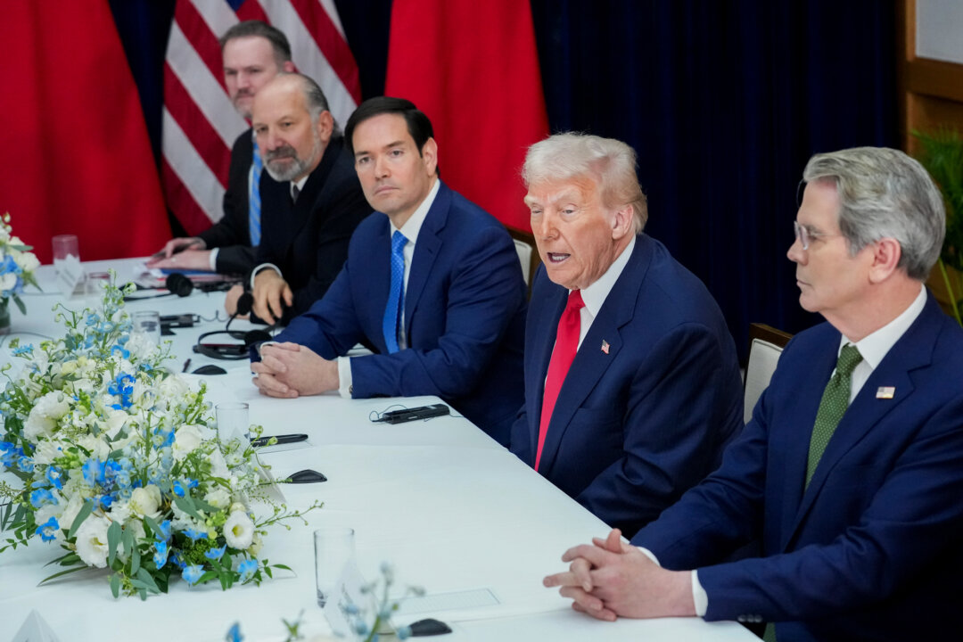 Trump Heading to China for High-Stakes Summit With Xi