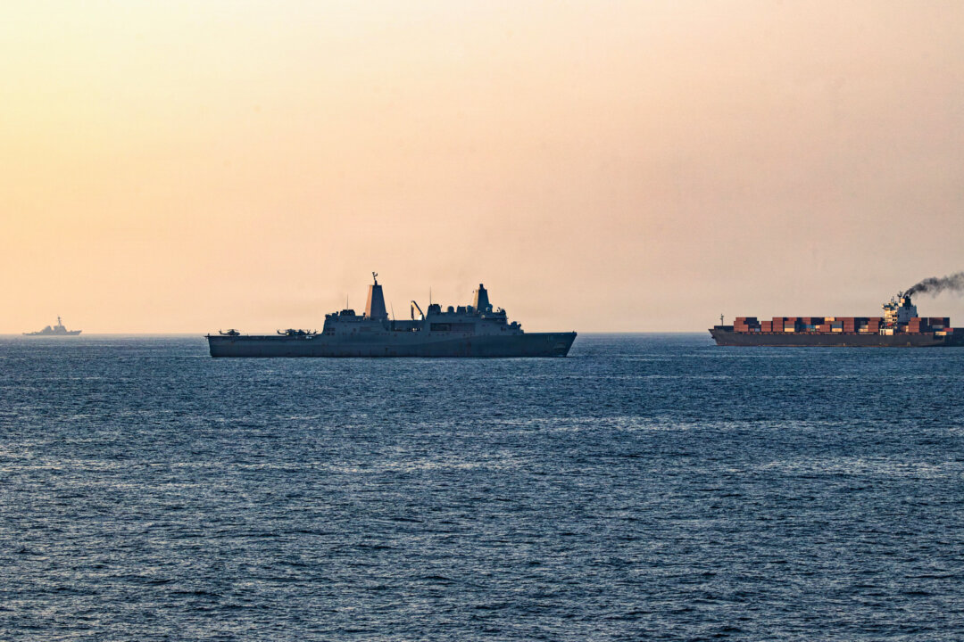 Middle East Commander Says Iran’s Drones Are Depleted, US Navy Could Open Strait of Hormuz