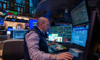 Wall Street Review: Stock Rally Broadens as S&P 500, Nasdaq Hit New Record Highs