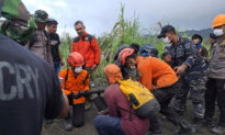 Bodies Retrieved From Indonesian Volcano After Eruption Kills 3 Hikers