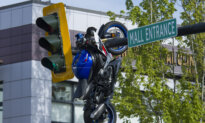 Crash in Delta, BC, Leaves Motorcycle Hanging From Traffic Light