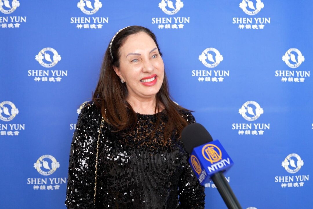 Tatiana Lorenzon was moved to tears by Shen Yun Performing Arts at the Palais des Congrès in Paris, France, on May 9, 2026. (NTD)