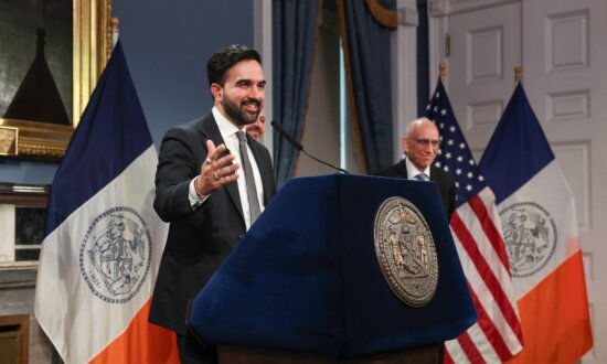 NYC’s Mamdani Scraps Property Tax Hike, Relies on Second-Home Tax to Close City Budget Gap