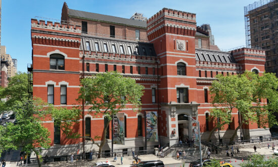TEFAF New York Opens: Prestigious Art Fair Blooms for a Limited Time