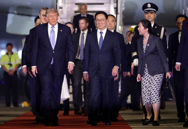Trump Arrives in Beijing for Meetings With Chinese Leader Xi Jinping