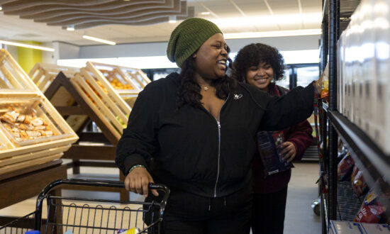College Market Offers Students Fresh Food for Free in an Area With Limited Grocery Options