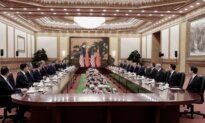 Trump Holds High-Stakes Meeting With Xi in Beijing