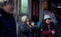 China Pushes ‘Mutual Aid’ Elder Care as Aging Crisis Deepens