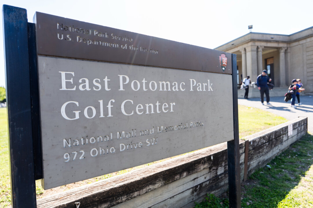 Interior Secretary Unveils Design for DC Public Golf Course Renovation