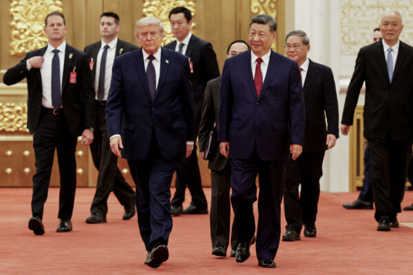 ▶ Trump, Xi Discuss Taiwan and US Arms Sales to the Island Nation; Fresh Attacks Occur Near Strait of Hormuz