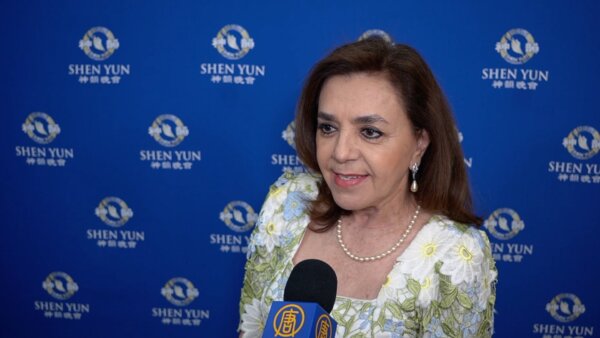 Guadalajara Theatergoer Praises Shen Yun for Reviving Traditional Culture and Spiritual Values