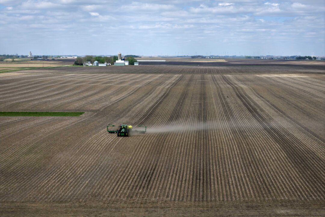 White House Announces $17 Billion Farm Products Deal With China