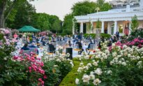 Trump Hosts Rose Garden Club Dinner for American Farmers
