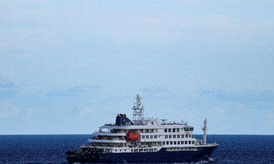 Hantavirus-Hit Cruise Ship Due to Arrive at Rotterdam Port as Final Destination