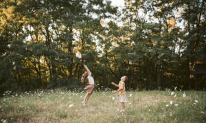 7 Minutes Outside: Reconnecting Kids With Nature