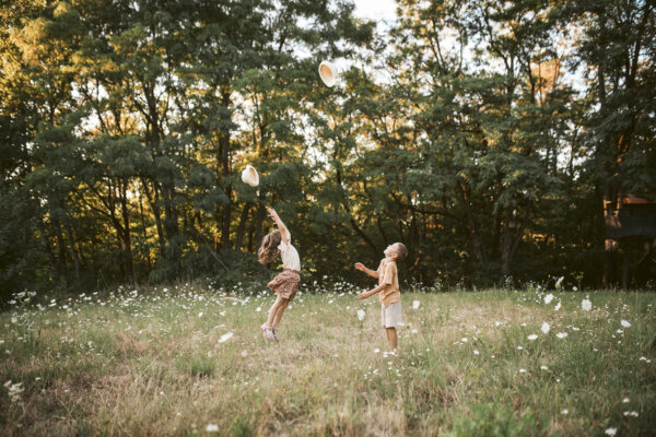 7 Minutes Outside: Reconnecting Kids With Nature