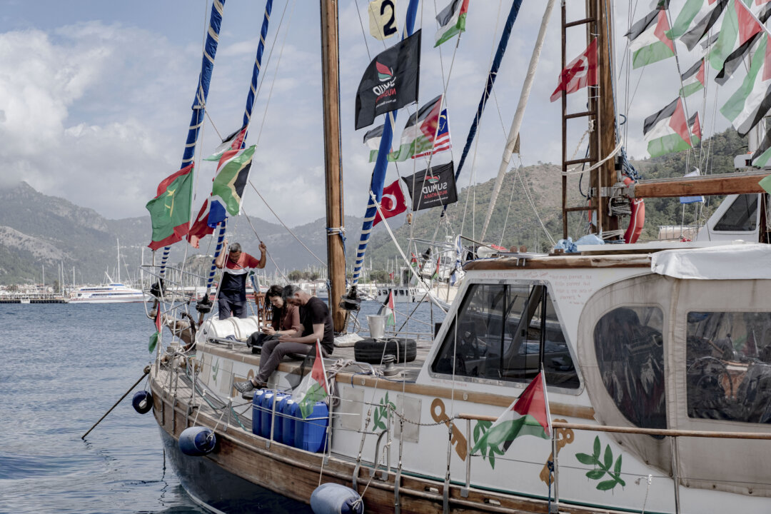 11 Australians Reportedly Detained by Israel During Gaza Aid Flotilla