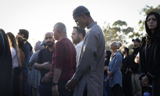 Slain Guard of San Diego Mosque Hailed a Hero as FBI Reveals Shooters Were ‘Radicalized’ Online
