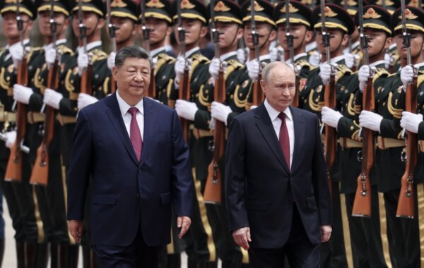 Putin Meets Xi