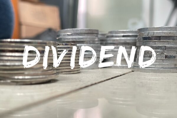 Dividend Income Versus Total Return: Which Is Right for Retirees?