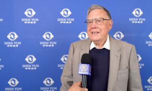 French Doctor Says Shen Yun Is Truly Impressive
