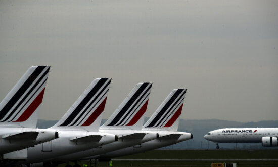 Air France Flight Diverted to Montreal Amid US Ebola Travel Restrictions
