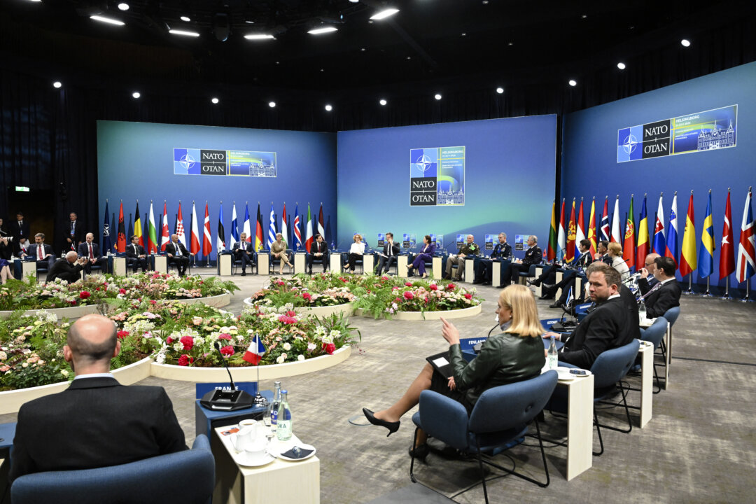 Cover image for Bulgaria Affirms 5 Percent GDP NATO Defense Spending Commitment